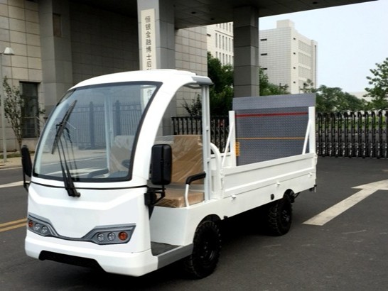带升降尾板电动货车