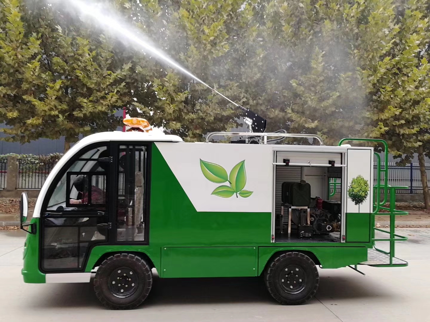 电动园林绿化养护车